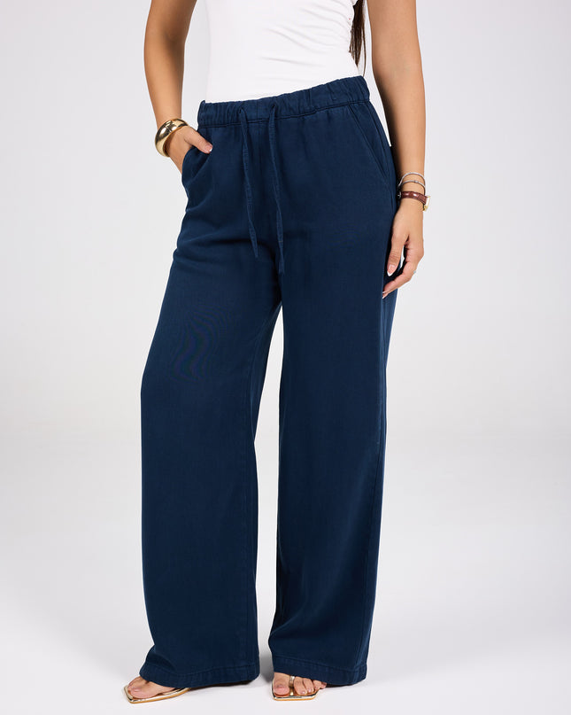 Wide leg pants