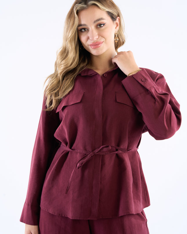 Buttoned set with belt