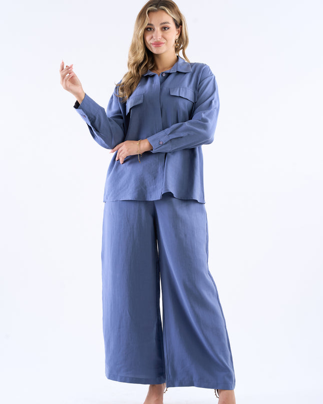 Buttoned set with belt