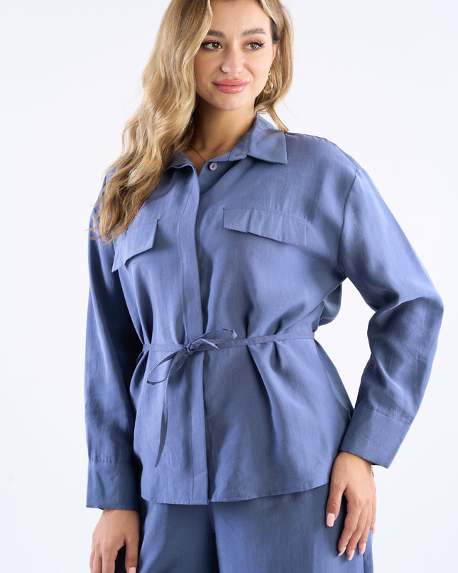 Buttoned set with belt