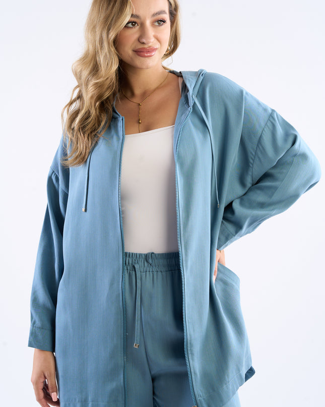 Hooded tensel set