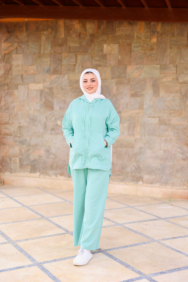 Hooded Set