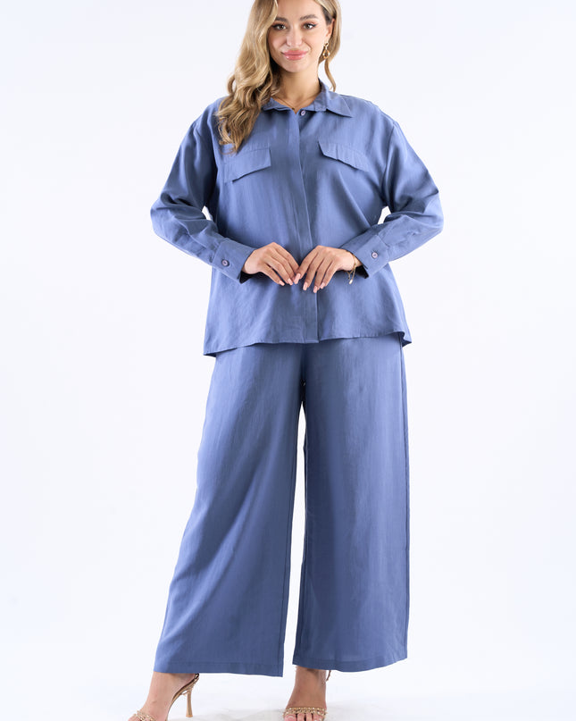Buttoned set with belt