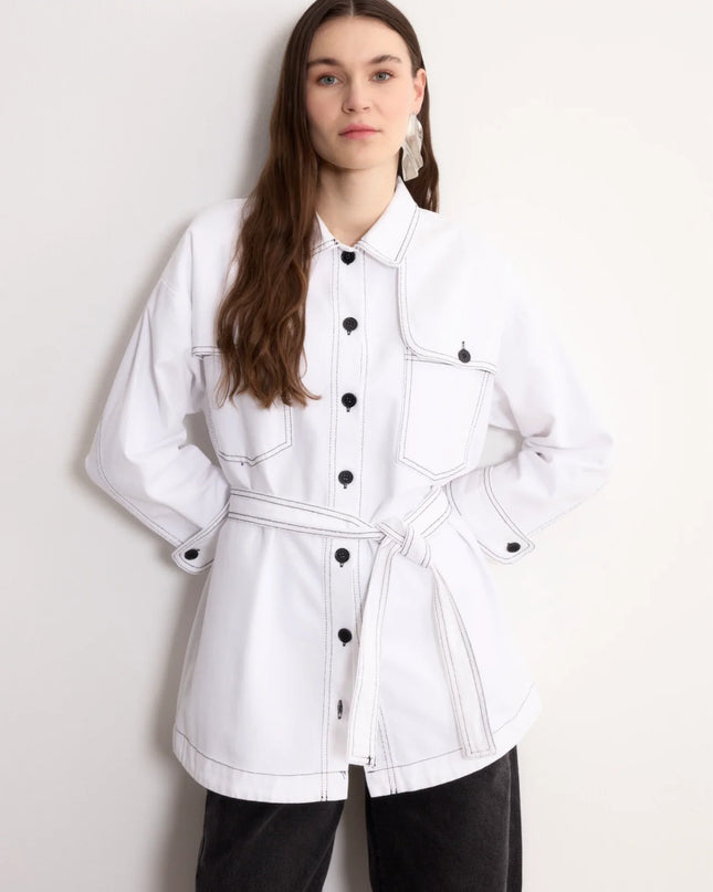Double-pocket belted jacket
