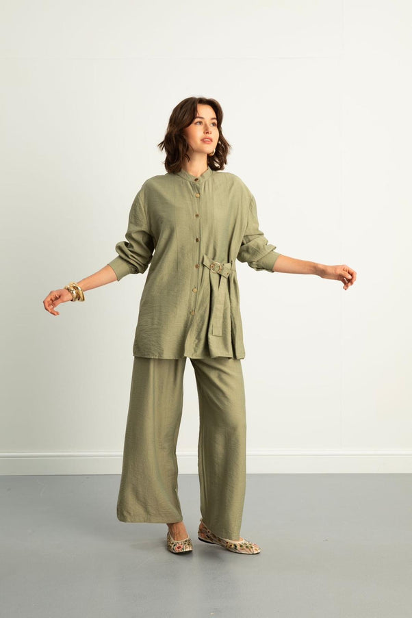 Crinkle set with belt
