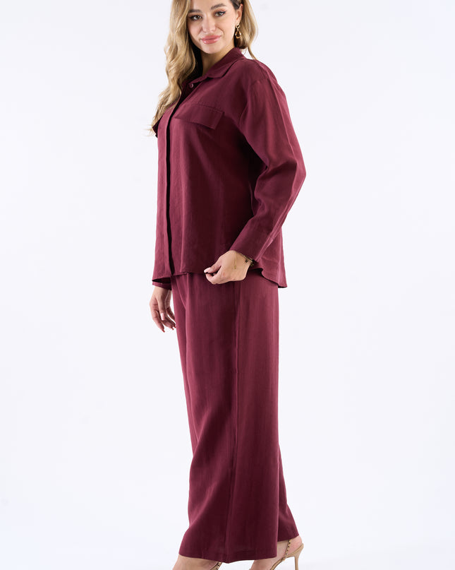 Buttoned set with belt